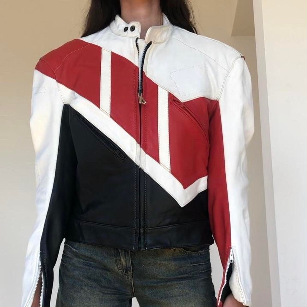 INSANE vintage 90s genuine leather riding jacket by Yamaha Leathers 🏁